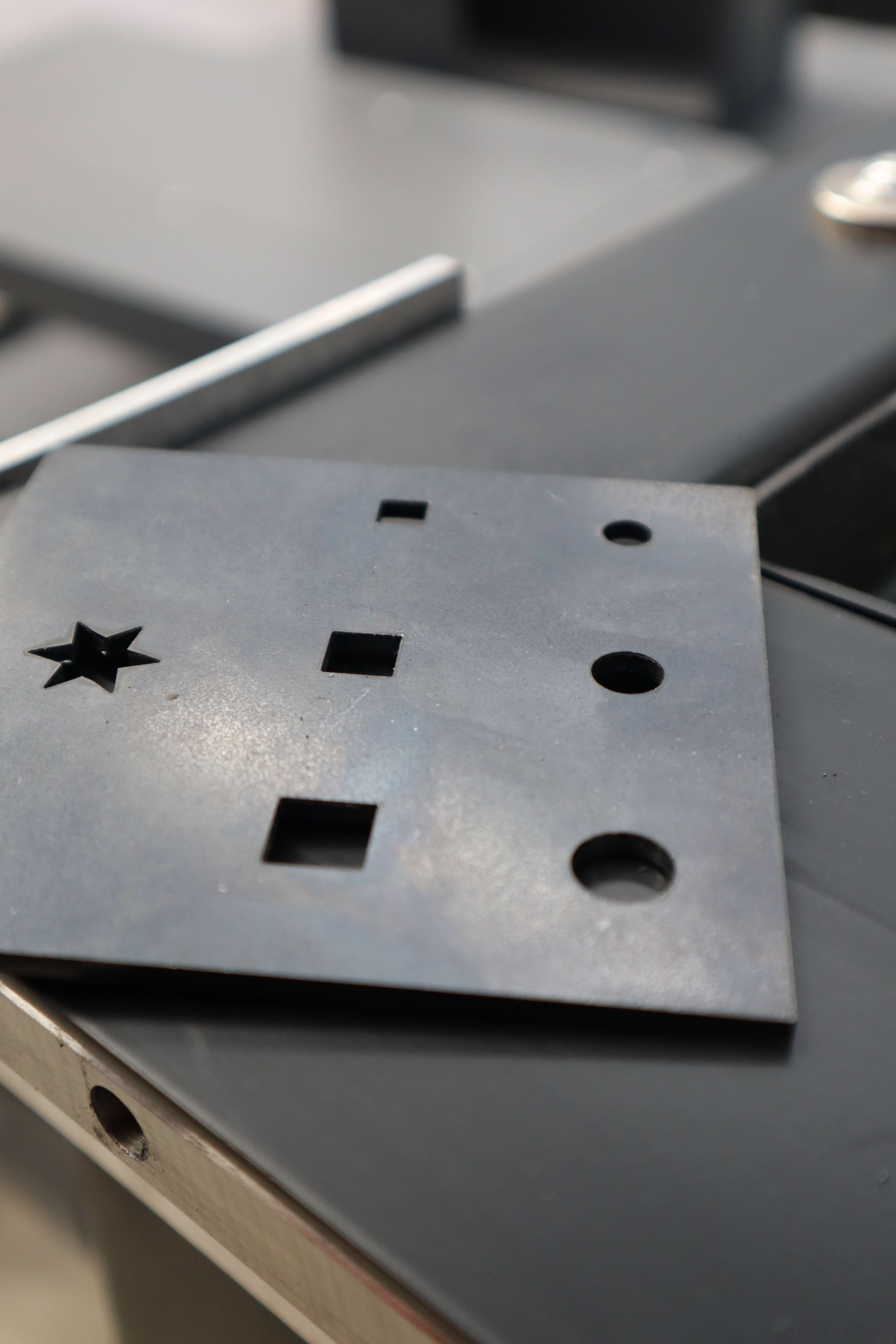 MACRO™ - Fiber Laser CNC - COBALT - Auto Change Table - CHOOSE YOUR KW